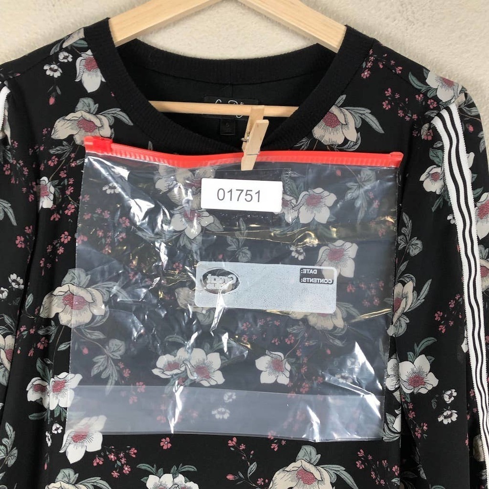 Love Reign Dress Black Floral Contrast Racer Stripes‎ Knee Length Size Small - Picture 16 of 16